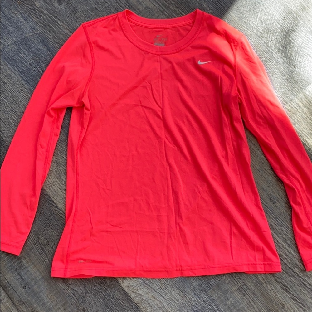 NIKE Dri-Fit Long-sleeve